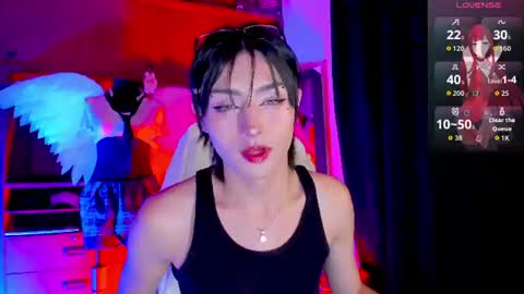 Angell Dustt  online show from June 18, 10:25 pm