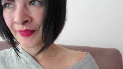 antonia online show from February 25, 5:04 pm