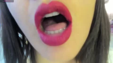 antonia online show from June 13, 4:49 pm