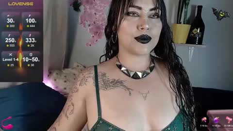 Angie online show from October 19, 2:34 am