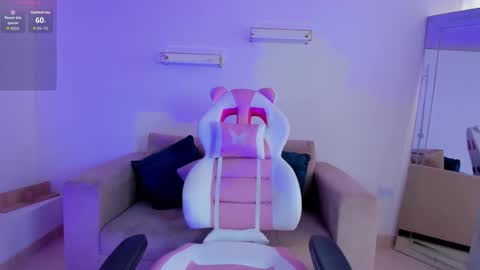    online show from March 28, 2:16 pm