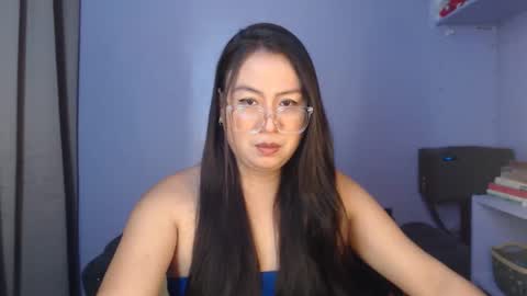 Snapshot of _arah chatting on May 5, 10:12 am arah online show from May 5, 10:12 am