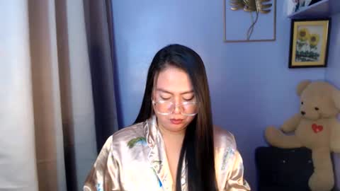 Snapshot of _arah chatting on May 15, 11:01 pm arah online show from May 15, 11:01 pm