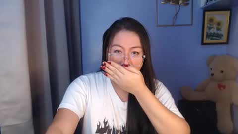 Snapshot of _arah chatting on May 30, 2:41 am arah online show from May 30, 2:41 am