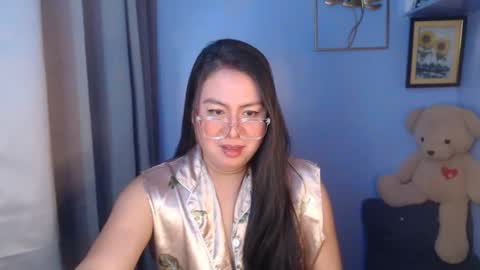 Snapshot of _arah chatting on June 4, 1:33 am arah online show from June 4, 1:33 am