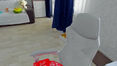 Arina online show from October 16, 11:00 am