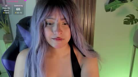 Snapshot of _artemish__ chatting on February 25, 12:59 pm online show from February 25, 12:59 pm