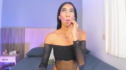 Ashly online show from October 3, 7:44 pm