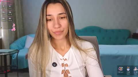 Snapshot of _aura_18 chatting on March 11, 4:18 am _aura_18 online show from March 11, 4:18 am