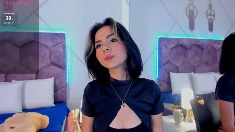 _aurora_collins_ online show from September 24, 12:08 pm