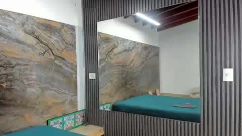 Snapshot of _axel_09 chatting on October 9, 5:05 am _axel_09 online show from October 9, 5:05 am