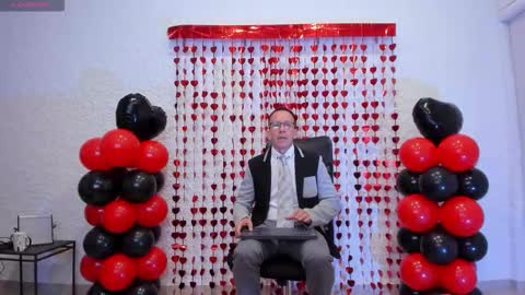 _axelking_ online show from February 14, 11:40 am