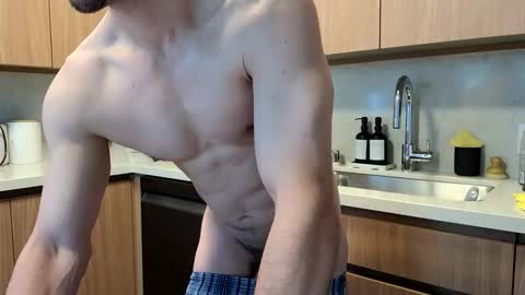 Snapshot of _b_h_c_ chatting on December 14, 8:46 pm _b_h_c_ online show from December 14, 8:46 pm