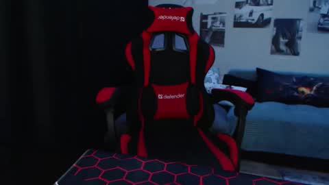 Snapshot of _badkarma_ chatting on October 2, 12:17 am Tiffany online show from October 2, 12:17 am