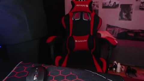 Snapshot of _badkarma_ chatting on October 9, 12:19 am Tiffany online show from October 9, 12:19 am