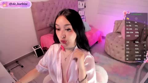 Snapshot of _barbie_joy chatting on April 29, 10:05 pm Andrea online show from April 29, 10:05 pm