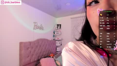 Snapshot of _barbie_joy chatting on May 25, 11:33 pm Andrea online show from May 25, 11:33 pm