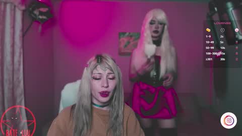 Lunita  online show from October 8, 7:39 am