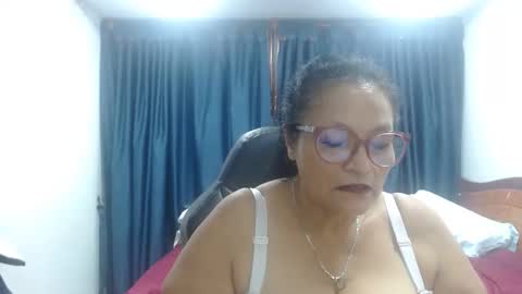 Snapshot of _bellanocturna chatting on March 29, 4:23 am _bellanocturna online show from March 29, 4:23 am