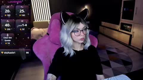 Snapshot of _black_fox__ chatting on March 12, 9:32 pm Olivia Subscribe to my Fansly - online show from March 12, 9:32 pm