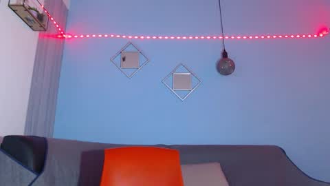 Snapshot of _black_stallion chatting on March 8, 2:37 am Andrew online show from March 8, 2:37 am