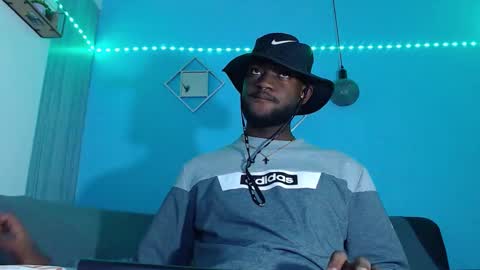 Snapshot of _black_stallion chatting on March 14, 3:12 am Andrew online show from March 14, 3:12 am