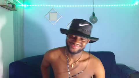 Snapshot of _black_stallion chatting on March 18, 7:33 am Andrew online show from March 18, 7:33 am