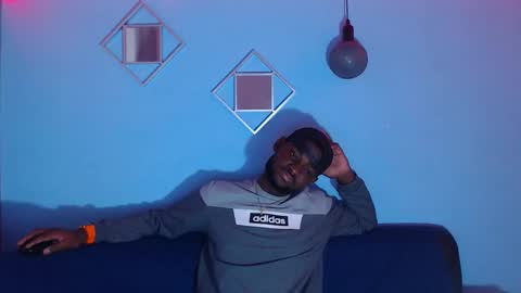 Snapshot of _black_stallion chatting on March 19, 3:10 am Andrew online show from March 19, 3:10 am