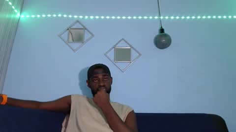 Snapshot of _black_stallion chatting on March 20, 3:22 am Andrew online show from March 20, 3:22 am