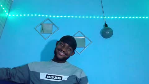 Snapshot of _black_stallion chatting on March 21, 3:22 am Andrew online show from March 21, 3:22 am