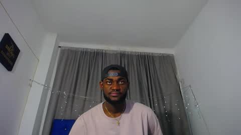 Snapshot of _black_stallion chatting on March 25, 3:34 am Andrew online show from March 25, 3:34 am