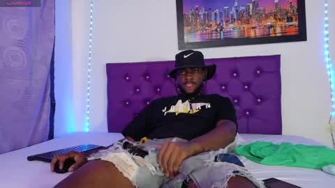 Snapshot of _black_stallion chatting on April 28, 6:57 pm Andrew online show from April 28, 6:57 pm