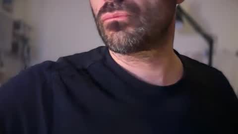 Snapshot of _blackeyedboy chatting on April 5, 7:33 pm _blackeyedboy online show from April 5, 7:33 pm