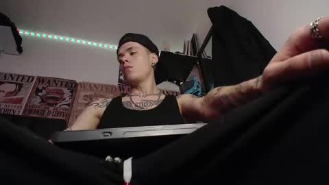 SHADOW online show from February 4, 5:19 pm