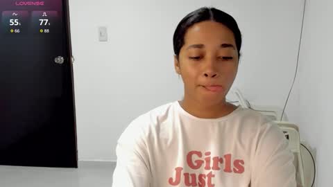 _blairwest_ online show from September 29, 3:44 am