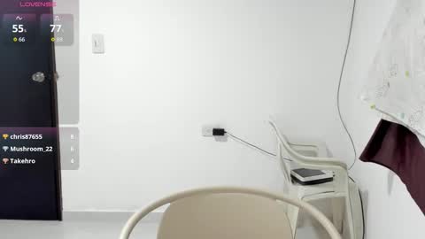 _blairwest_ online show from November 7, 11:16 pm