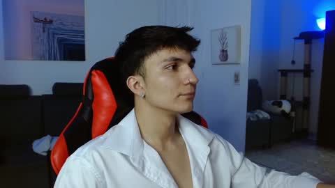 B L A K E online show from January 30, 8:43 am