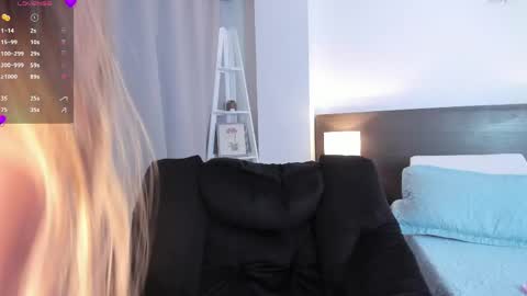Mary online show from May 22, 2:08 am