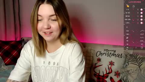 Elizabeth online show from December 21, 10:28 pm