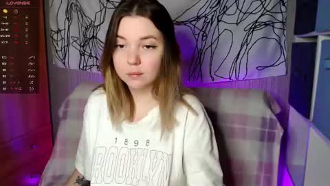 Elizabeth online show from June 18, 10:03 pm