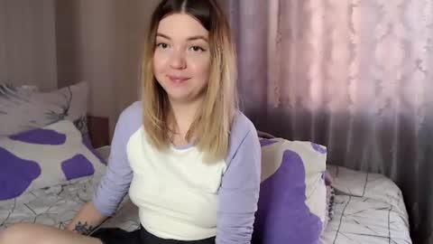 Elizabeth online show from July 3, 12:11 pm