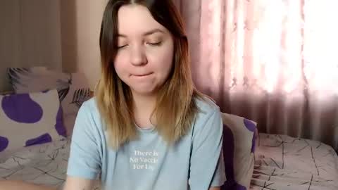 Elizabeth online show from July 5, 12:39 am