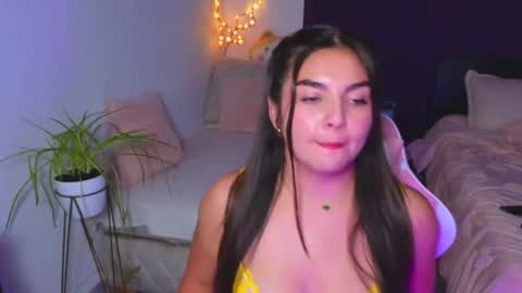 Bonnie online show from February 26, 2:43 am