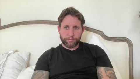 Snapshot of _british_hung_ chatting on April 30, 11:05 am UK BigThick Cock online show from April 30, 11:05 am