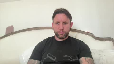 Snapshot of _british_hung_ chatting on July 2, 11:05 am UK BigThick Cock online show from July 2, 11:05 am