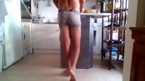 _bubble_buttfunxxx online show from July 31, 5:40 am