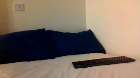 I will be back soon  online show from October 6, 8:01 am