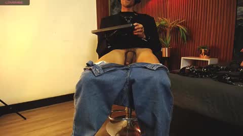 Snapshot of _bunny_boy_ chatting on February 13, 4:00 am _bunny_boy_ online show from February 13, 4:00 am