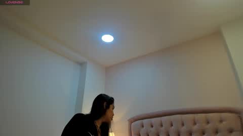 cailyn  online show from March 15, 8:15 pm
