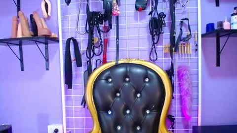 Bella online show from October 10, 2:10 am